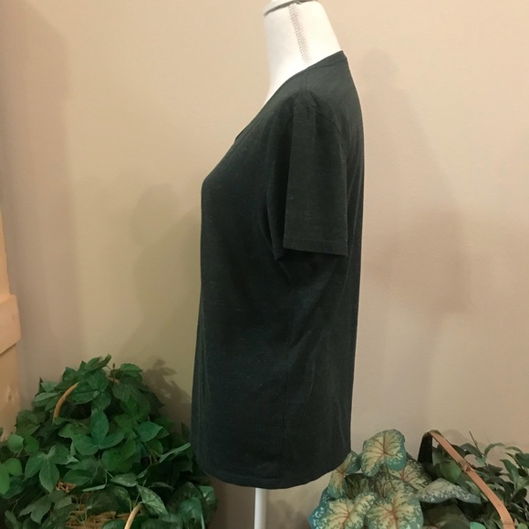 American Eagle Outfitters Vintage V-Neck - Picture 4 of 6